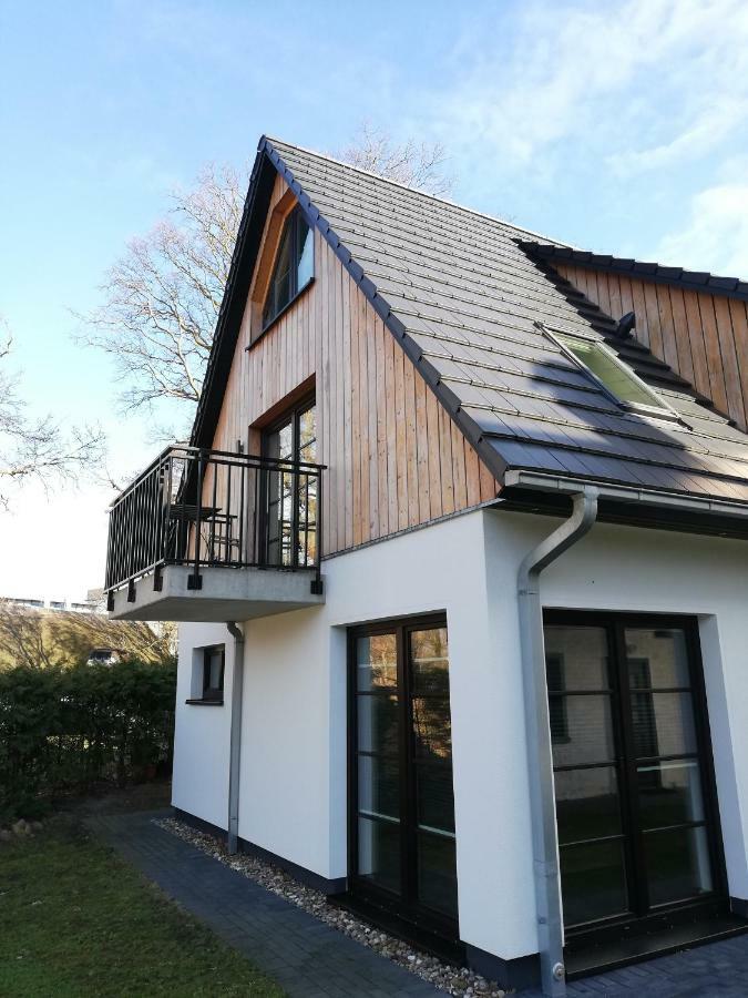 Darsser Strandgut - Haus Ahrenshooper Holz Eksteriør bilde